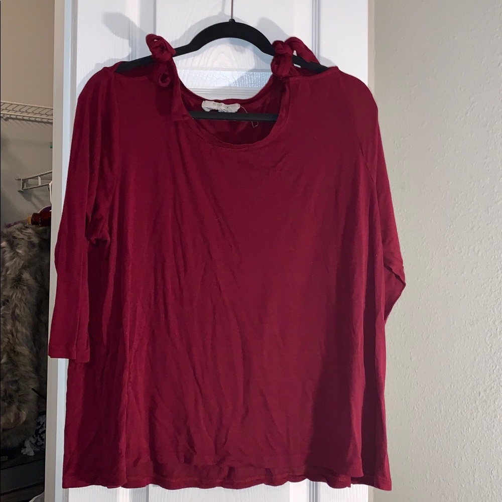 Betty Tied Cold Shoulder Tee